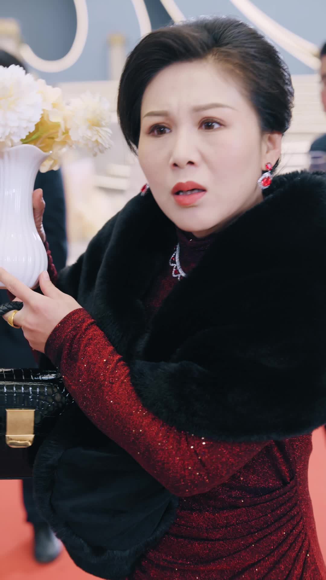 Episode 4 - Poor? I'm the Billionaire's Daughter